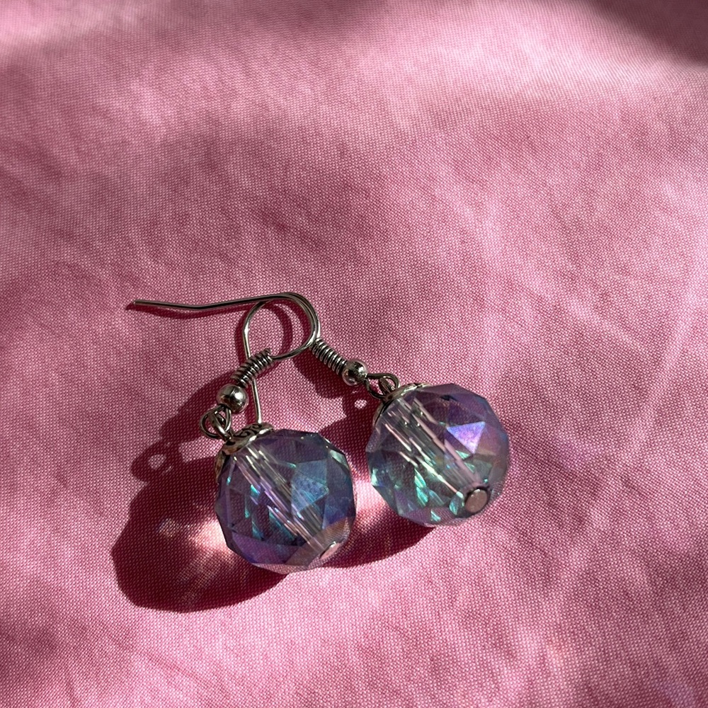 Iridescent earrings